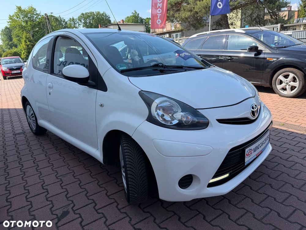 Toyota Aygo 1.0 VVT-i Sol EU5 - 4