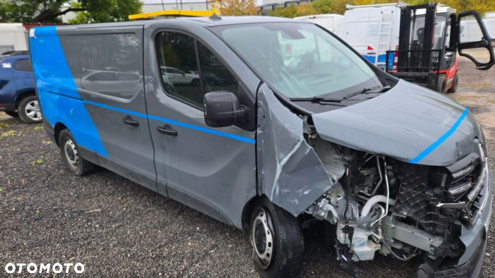 Renault Trafic - 16