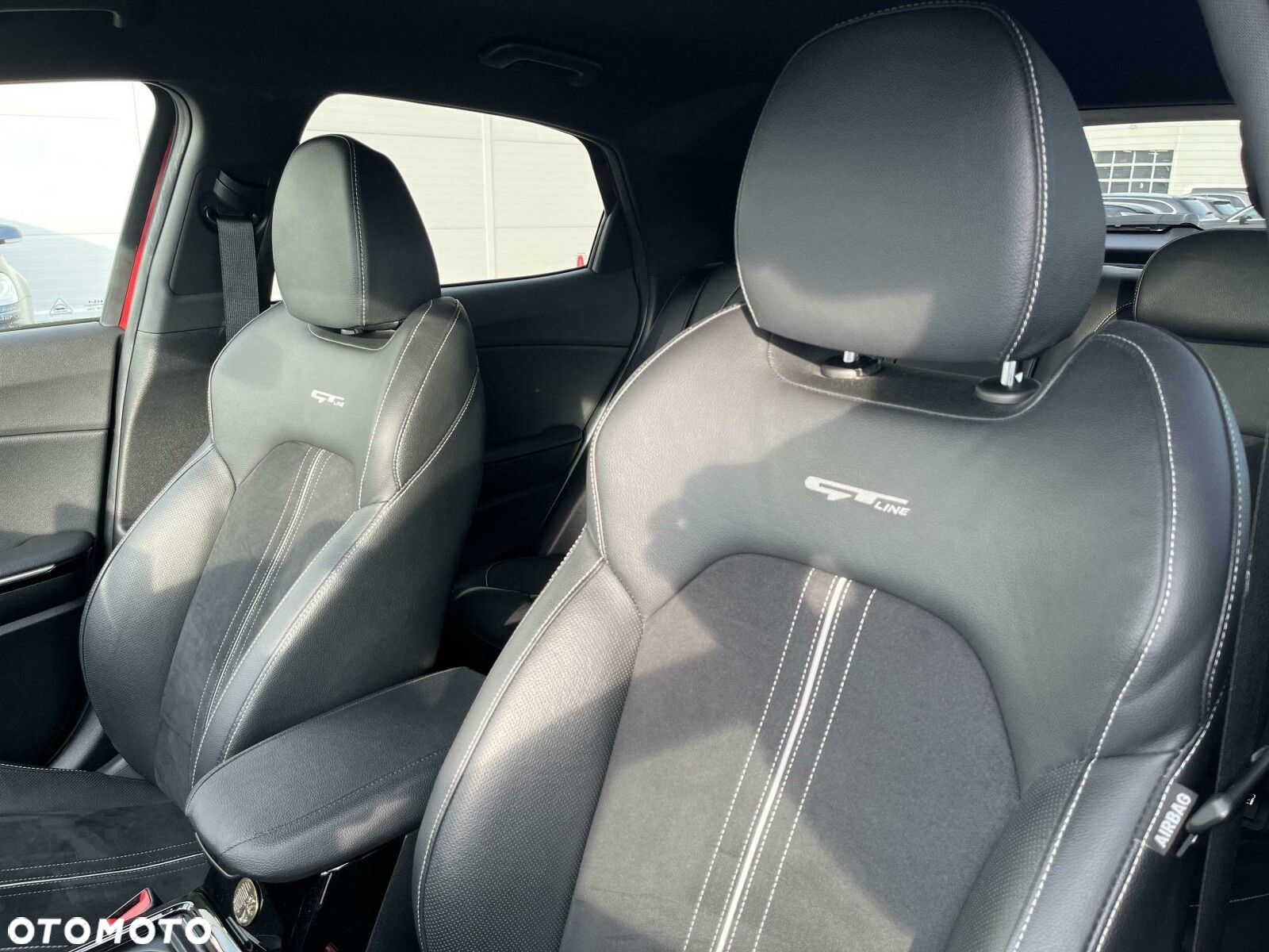 Kia XCeed - 12