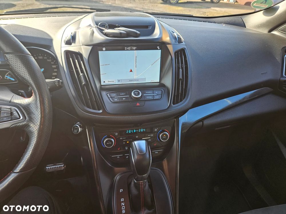 Ford Kuga 1.5 EcoBoost 2x4 ST-Line - 21