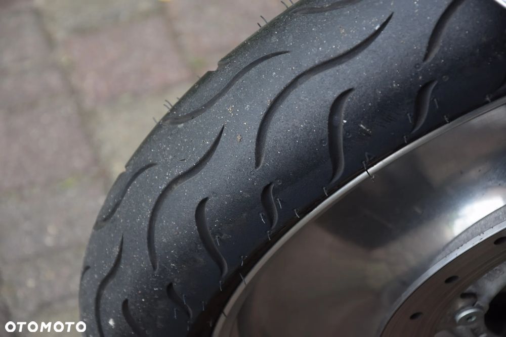 Harley-Davidson Softail V-Rod - 17