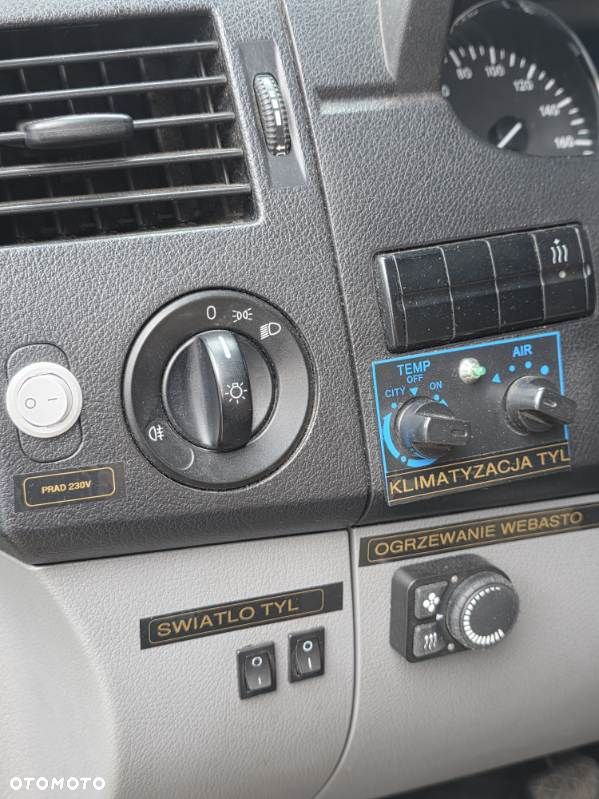 Mercedes-Benz Sprinter - 31