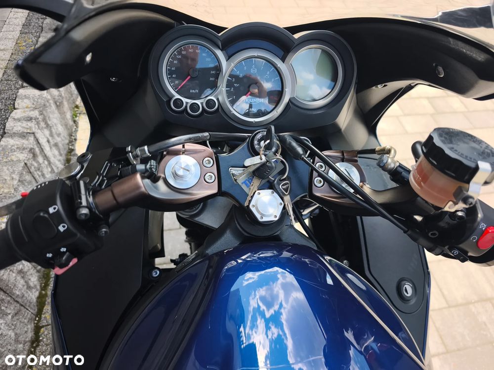 Triumph Sprint - 12