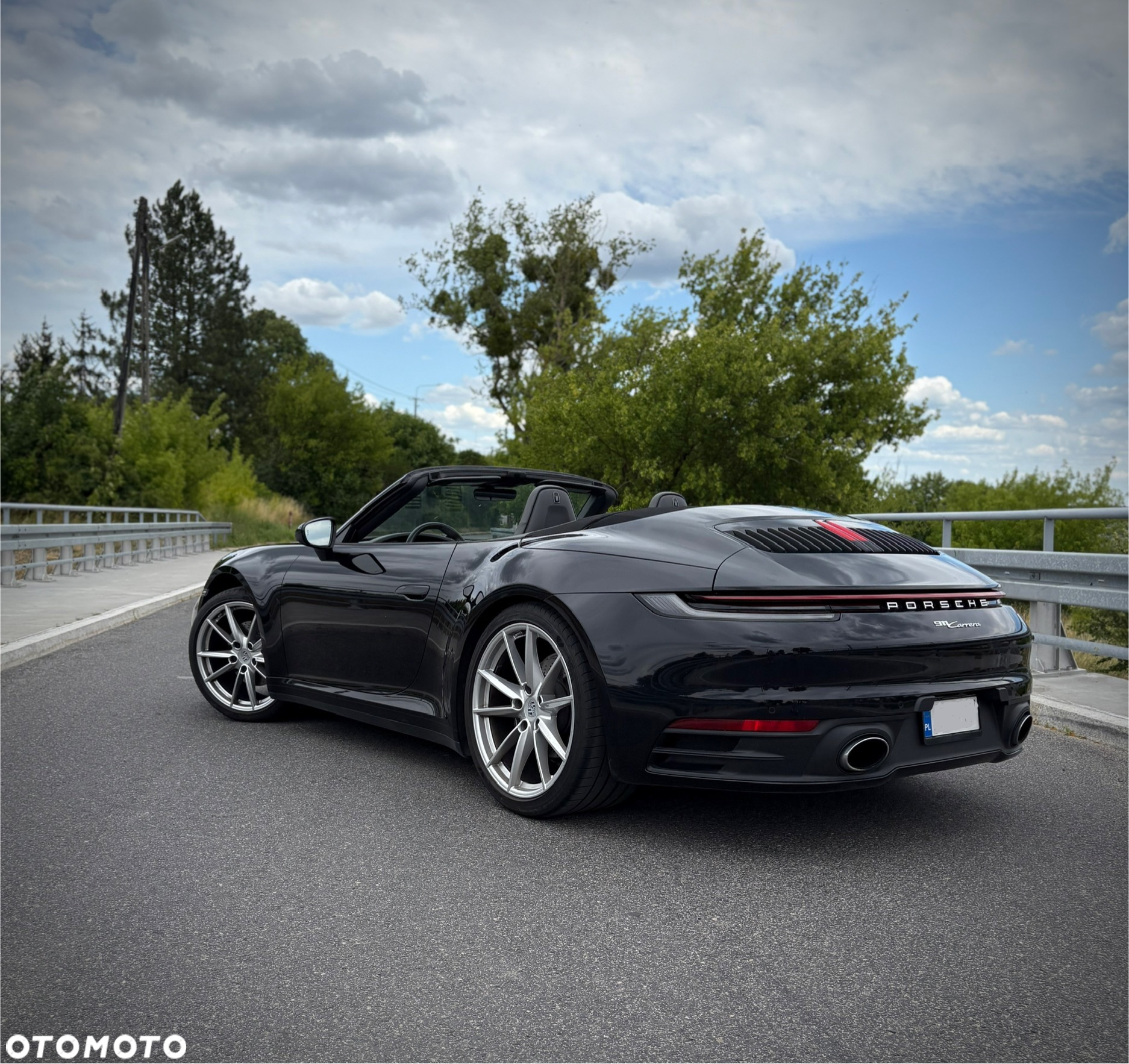 Porsche 911 Carrera Cabrio - 4