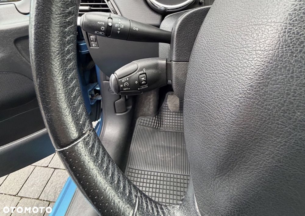 Peugeot 207 95 VTi Urban Style - 13