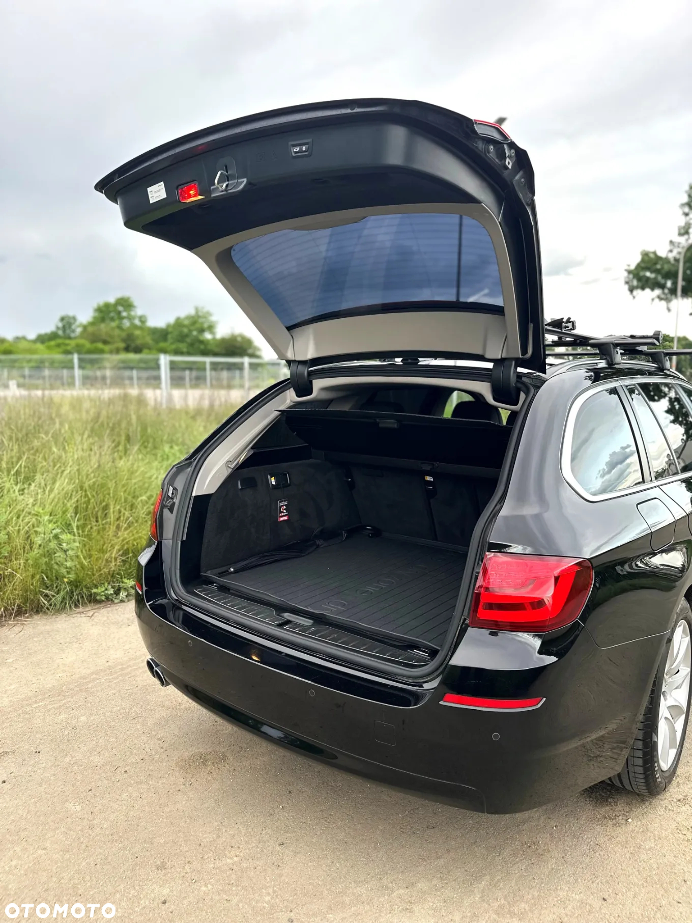 BMW Seria 5 520d Touring - 9