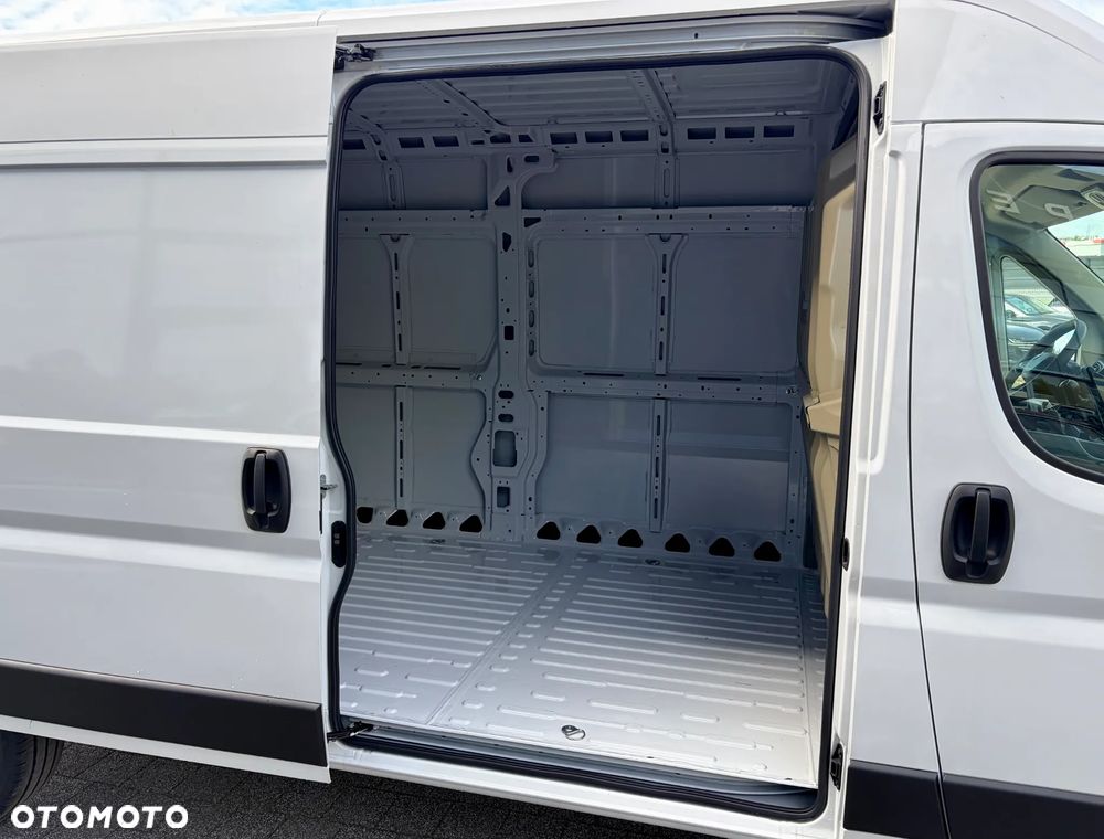 Peugeot Boxer Furgon L3H2 - 4
