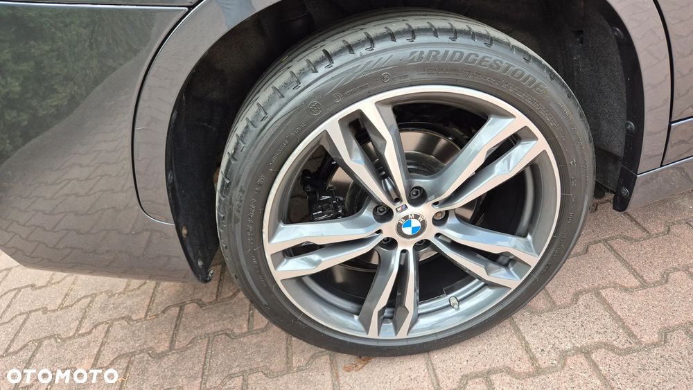 BMW X1 xDrive20i Sport - 13