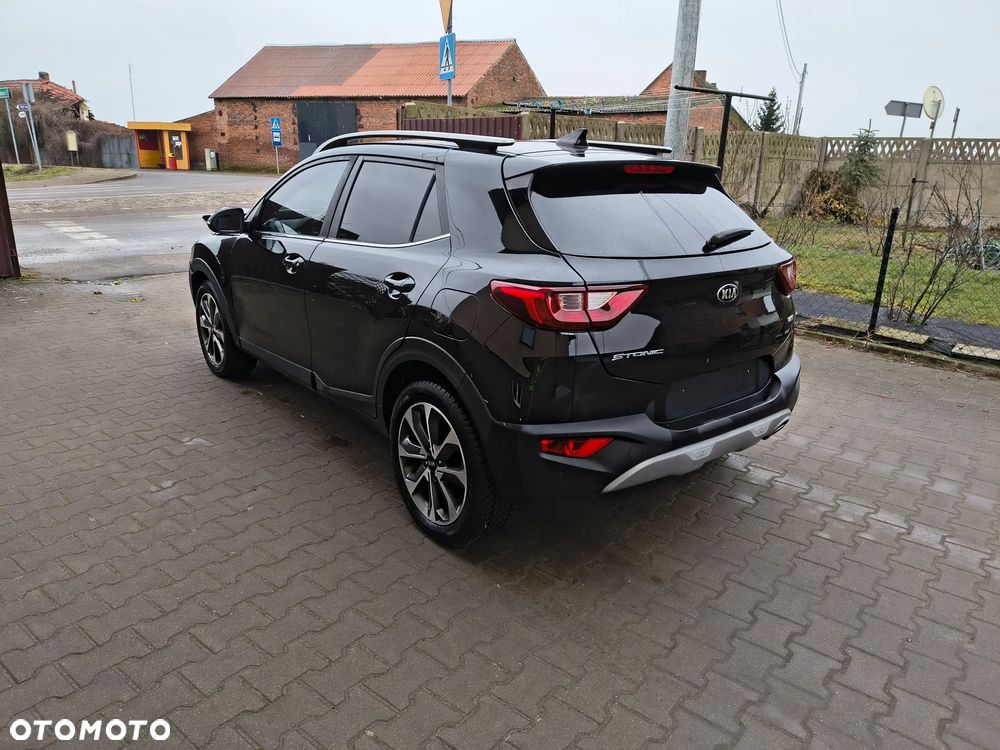 Kia Stonic - 9