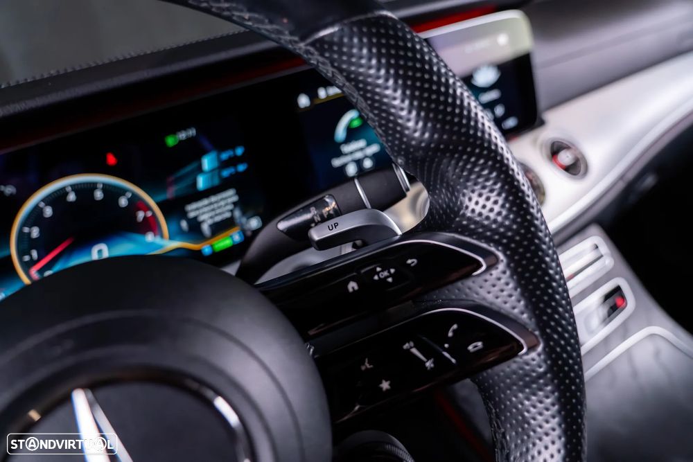 Mercedes-Benz E 53 AMG 4Matic+ - 13