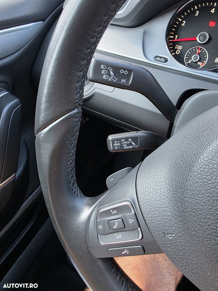 Volkswagen Passat CC - 23