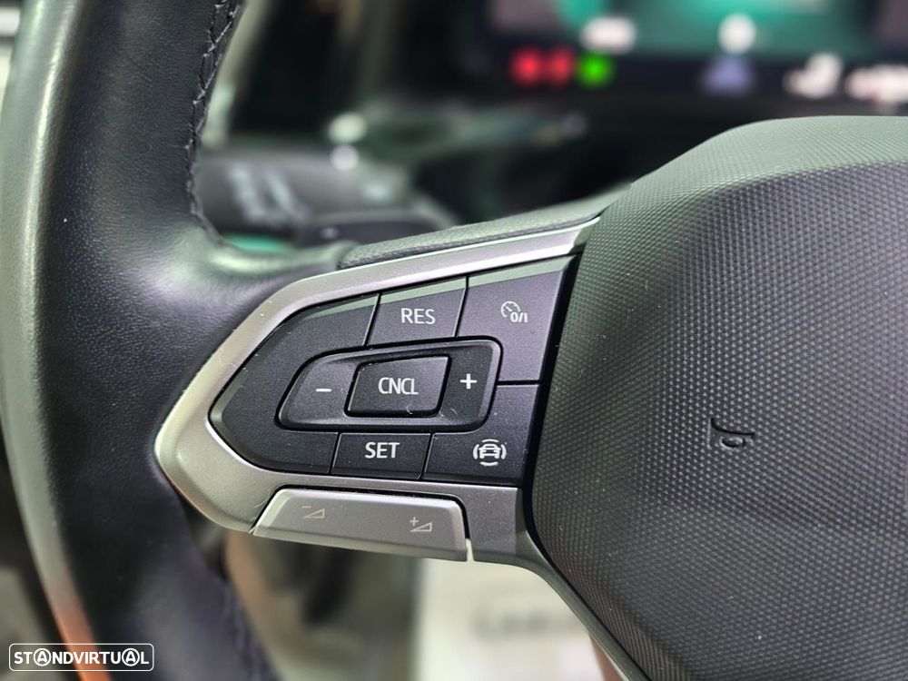 VW Multivan 2.0 TDI Style DSG - 16