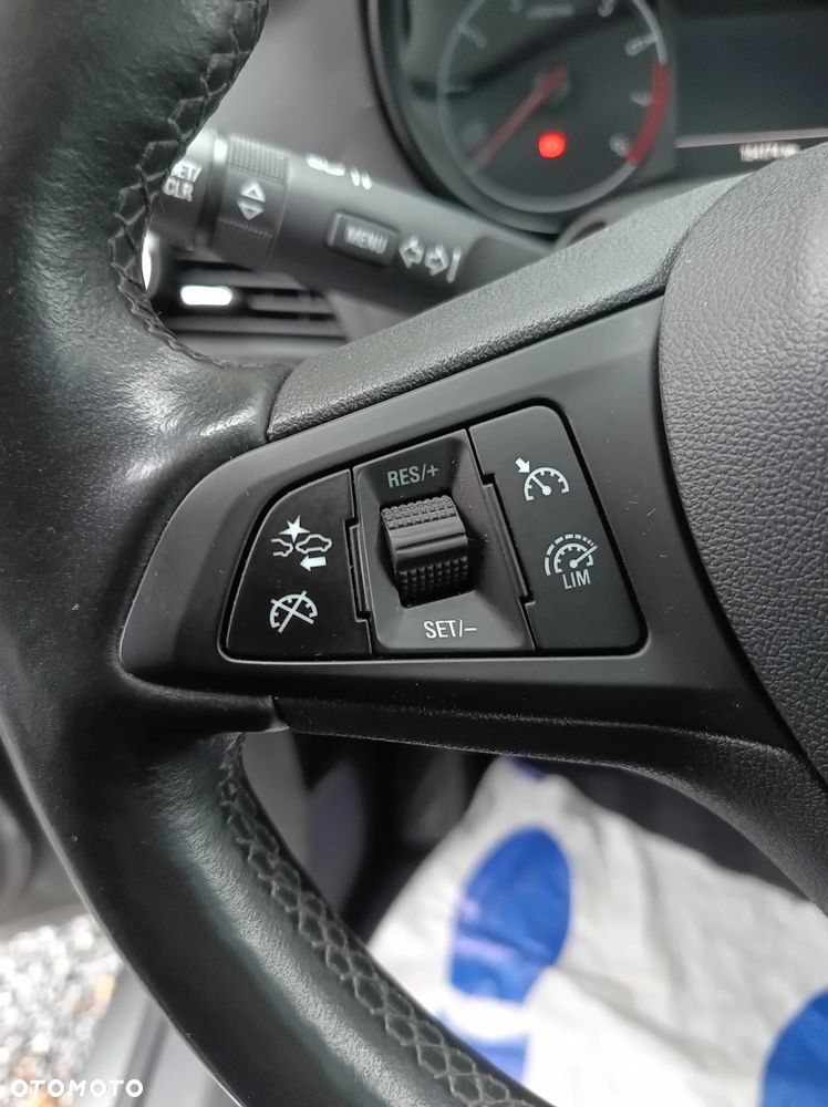Opel Zafira - 26