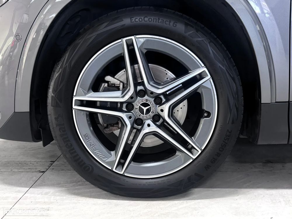 Mercedes-Benz GLA 180 d AMG Line - 6