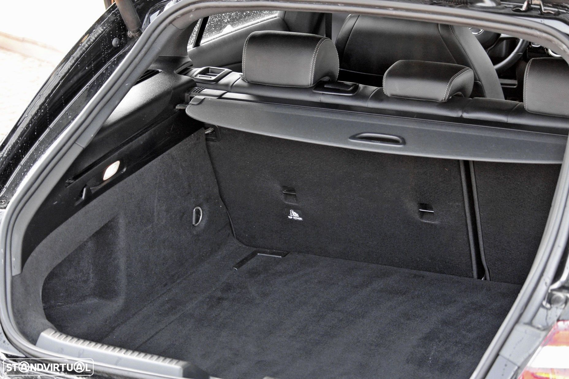Mercedes-Benz CLA 180 - 11