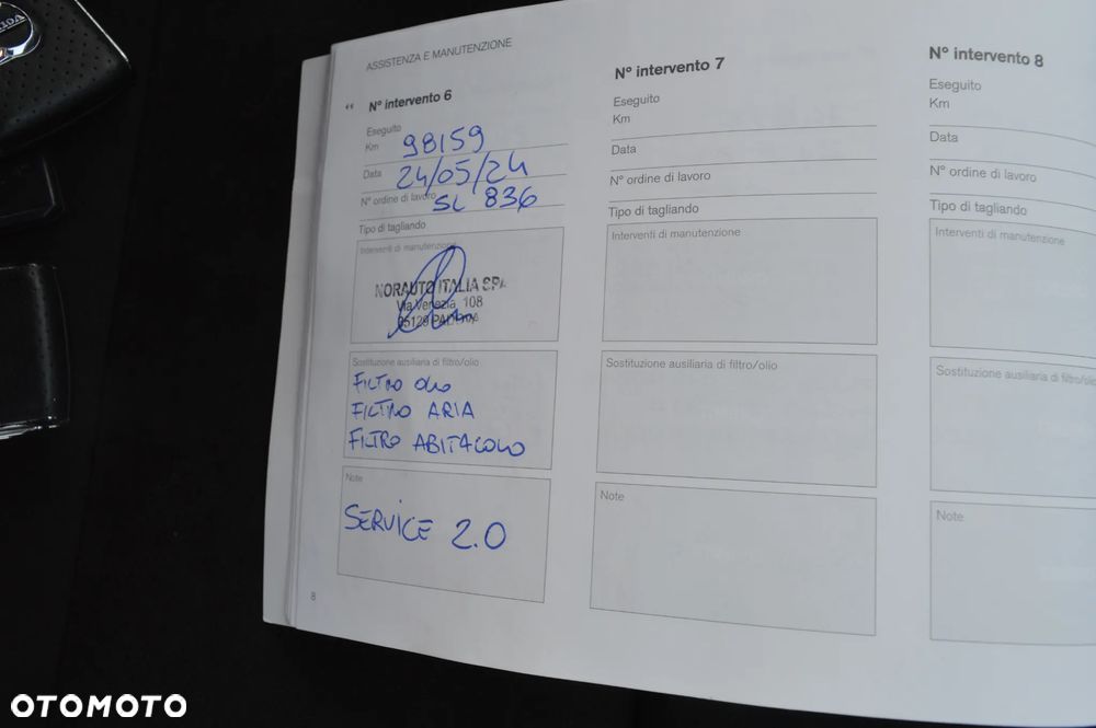 Volvo XC 40 D4 AWD Geartronic R-Design - 35