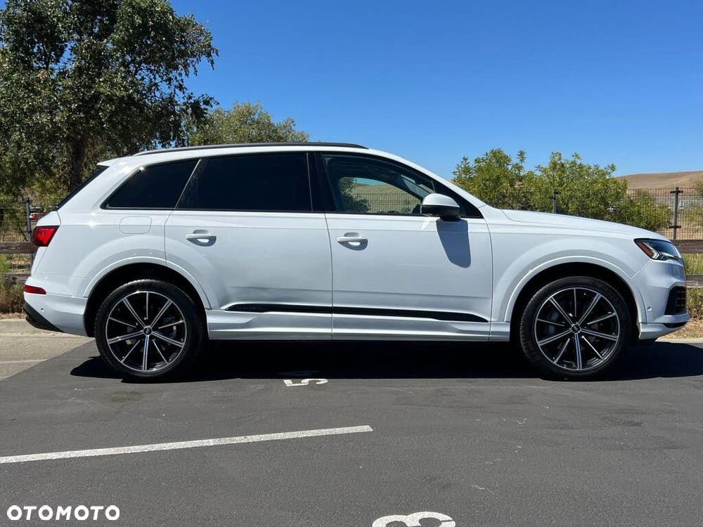 Audi Q7 - 8