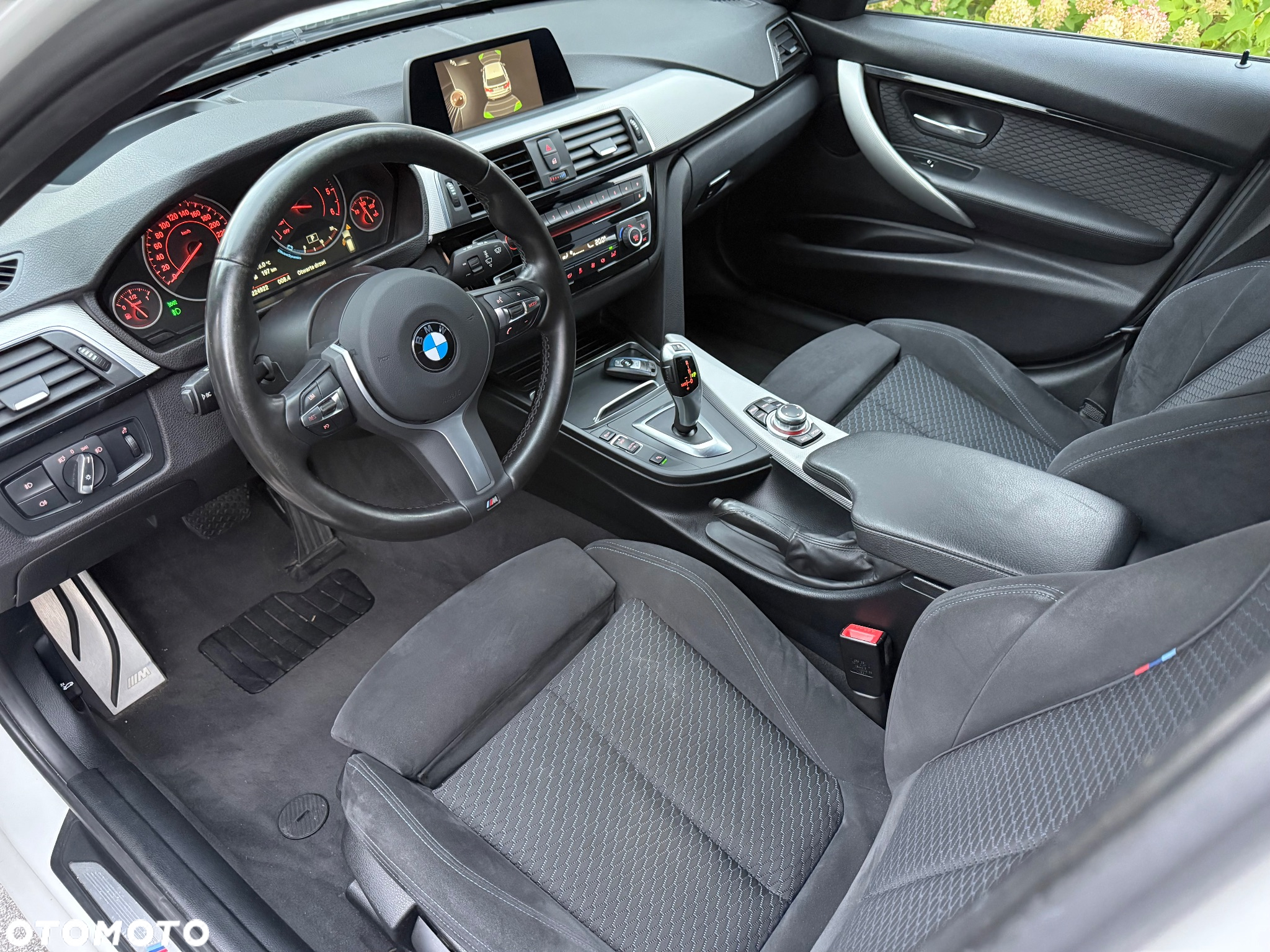 BMW Seria 3 320d Touring M Sport - 16