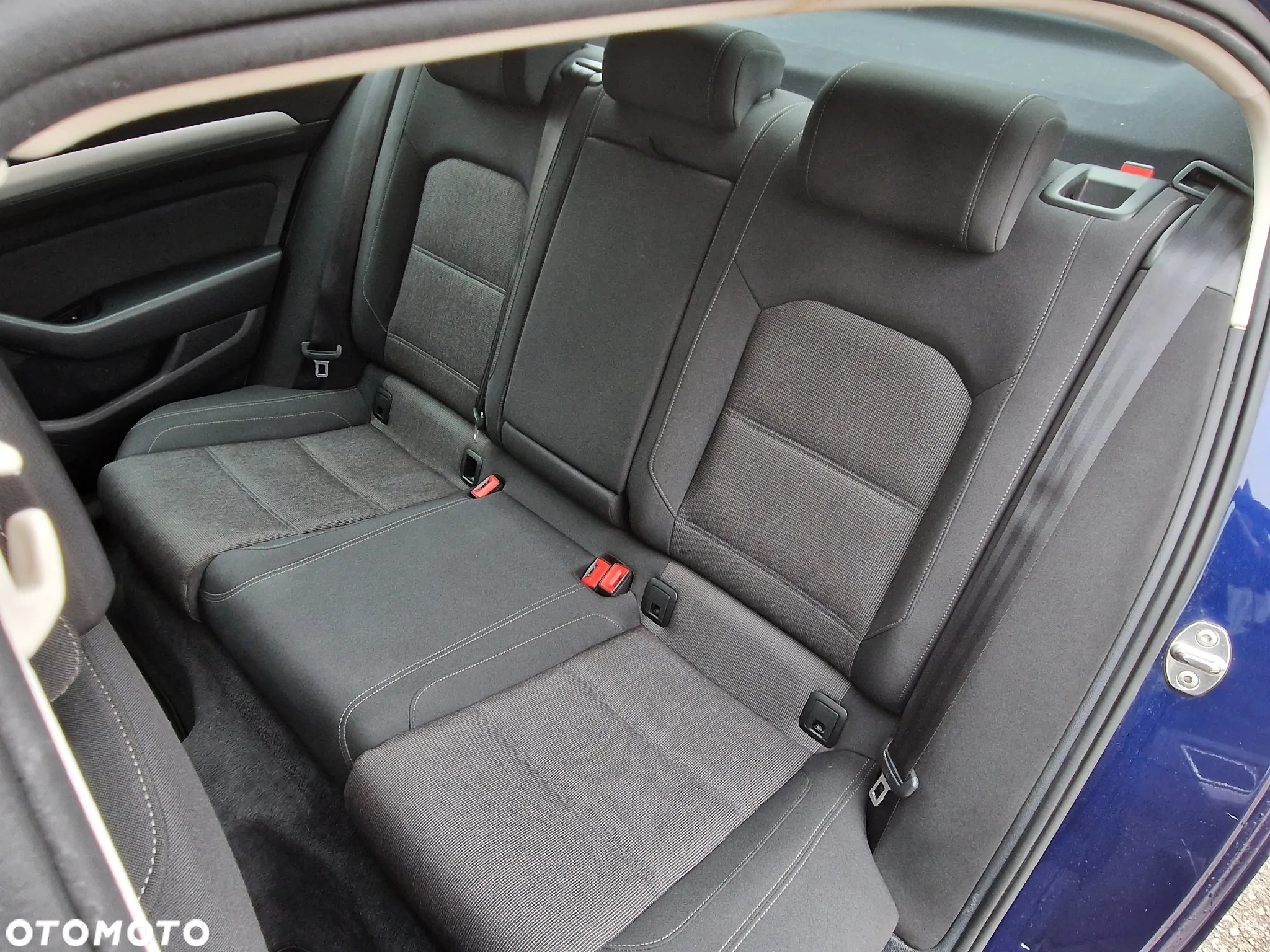Volkswagen Passat 2.0 TDI EVO Business DSG - 11