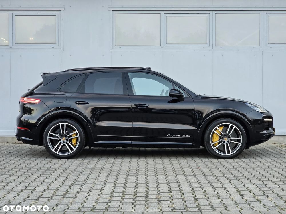 Porsche Cayenne Turbo - 7