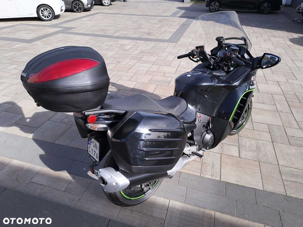 Kawasaki GTR - 2