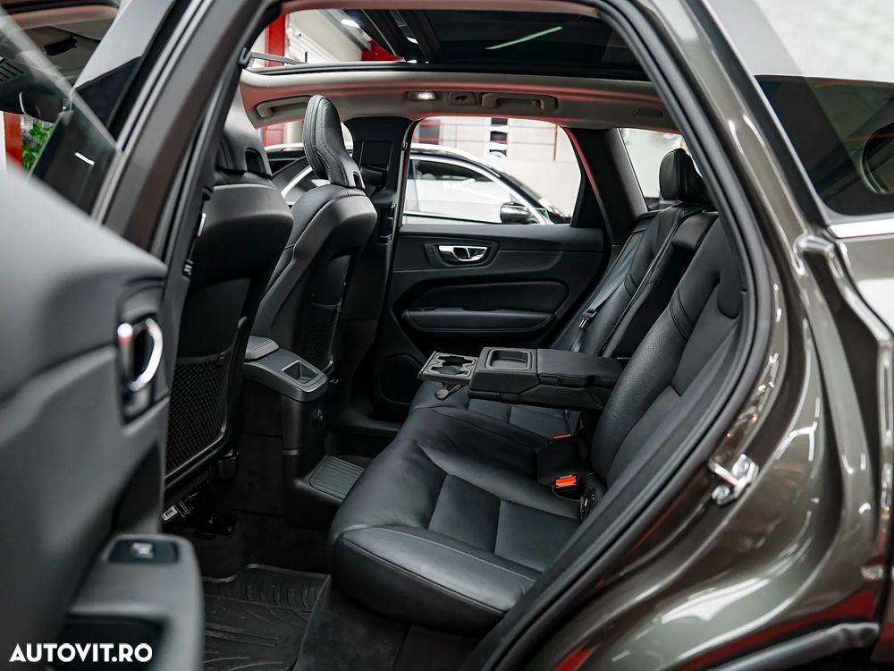 Volvo XC 60 Recharge T6 Twin Engine eAWD Inscription Expression - 6
