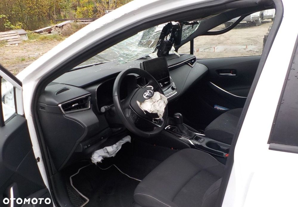 Toyota Corolla - 19