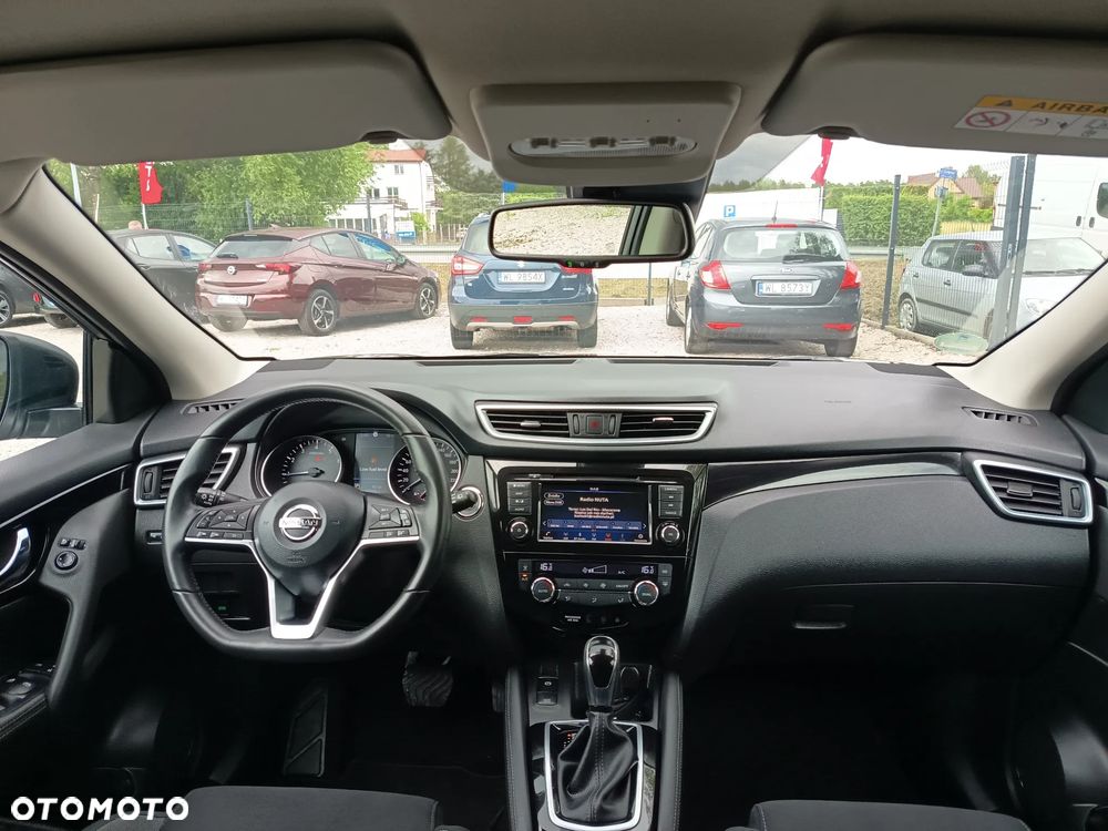Nissan Qashqai 1.3 DIG-T DCT SHIRO - 22