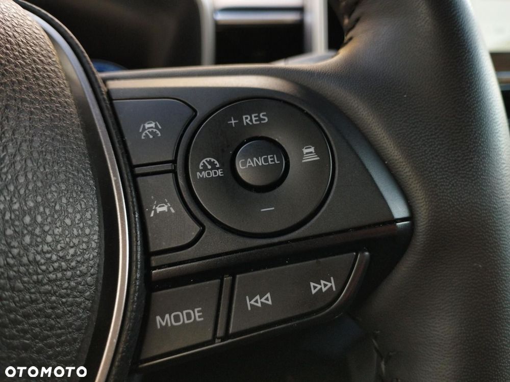 Toyota Corolla Cross - 18