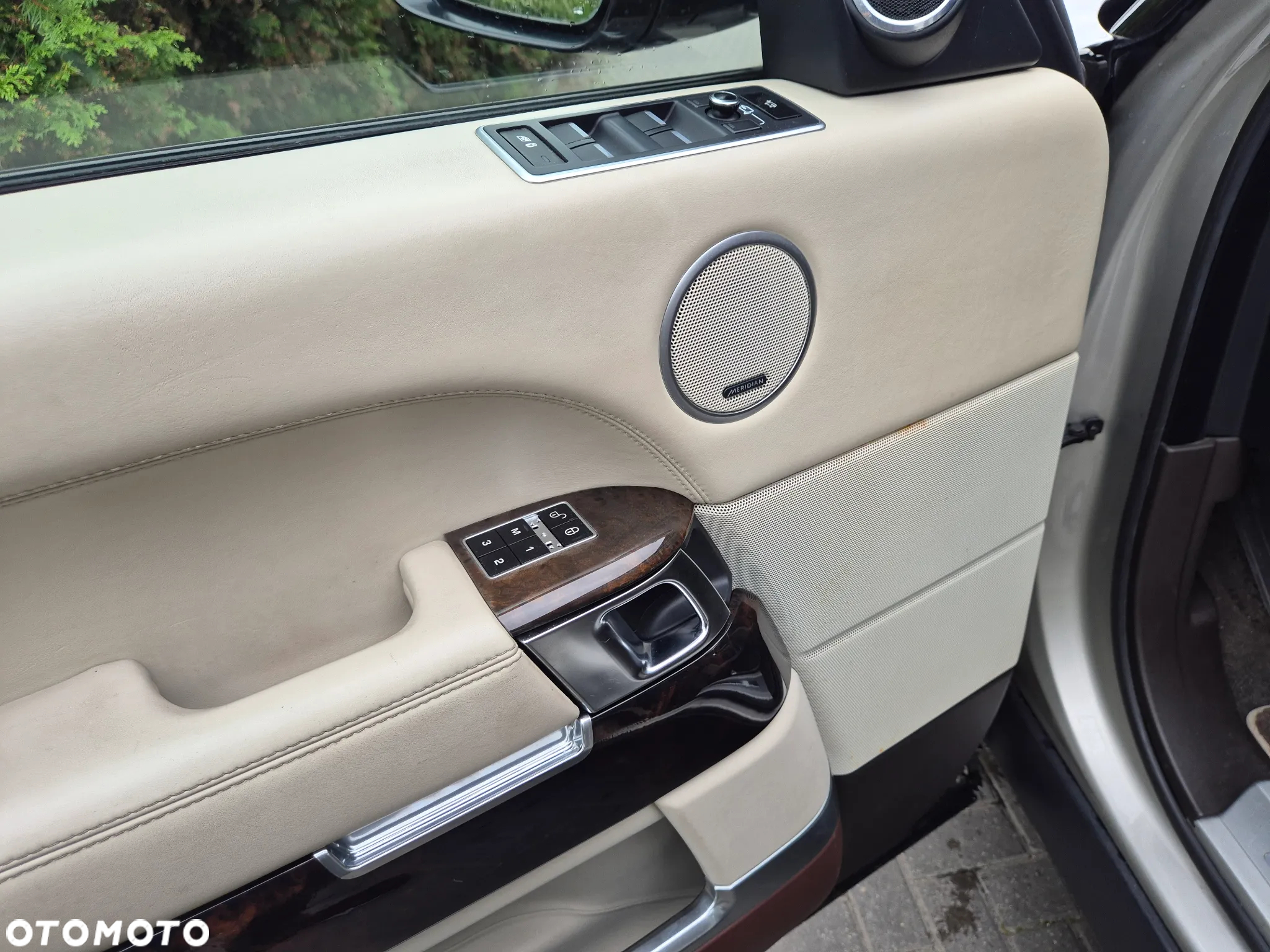 Land Rover Range Rover 4.4SD V8 LWB Vogue - 36