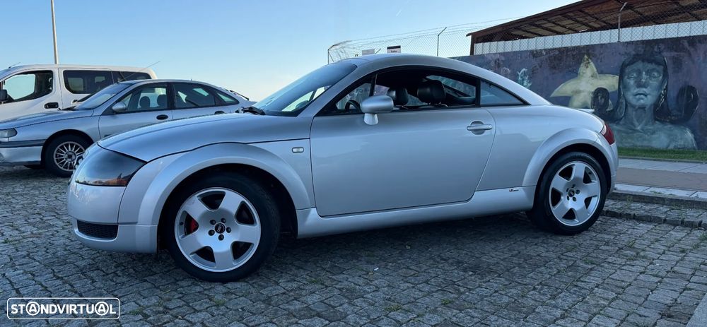 Audi TT Coupé 1.8 T S-line - 4