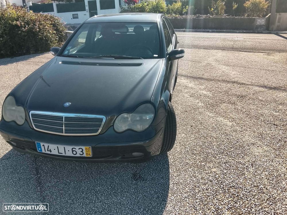 Mercedes-Benz C 200 - 2