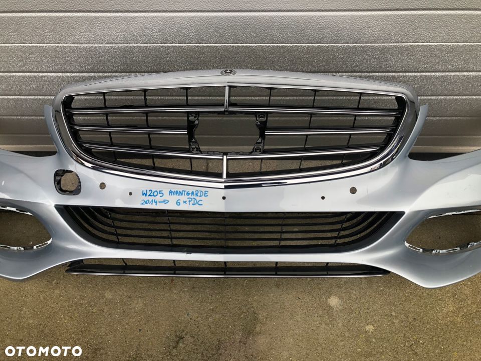 ZDERZAK PRZEDNI MERCEDES C-KLASA W205 AVANTGARDE  2014-- PDC - 3