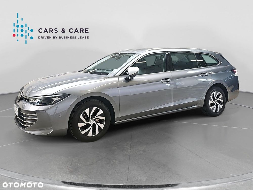 Volkswagen Passat - 4