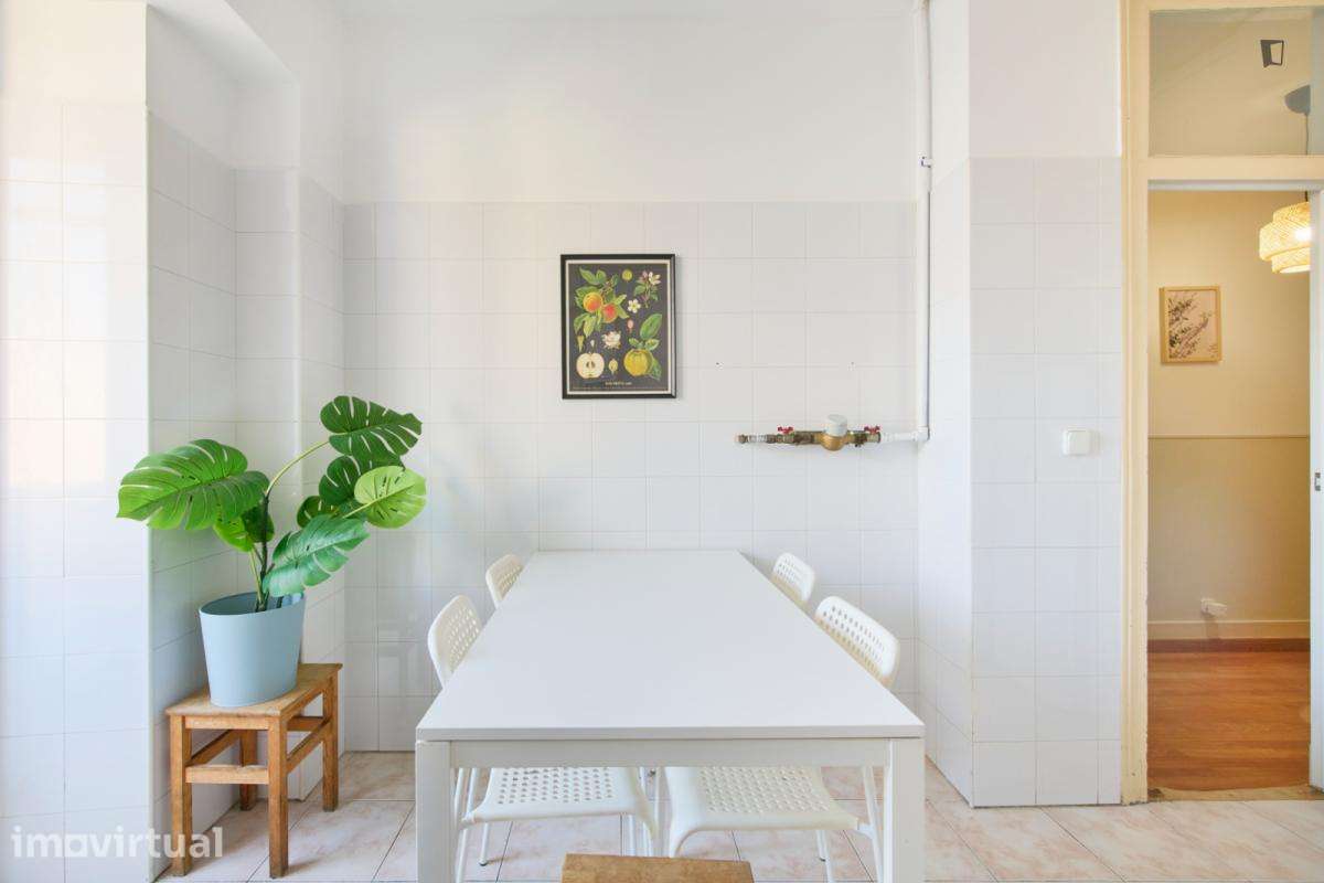 Quarto - localizado em Arroios Lisbon - Grande imagem: 5/28