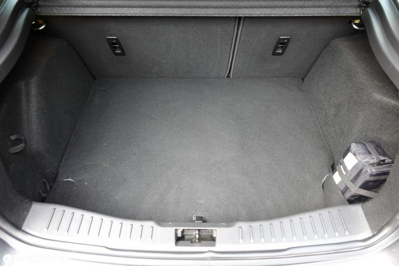 Ford Focus - 18