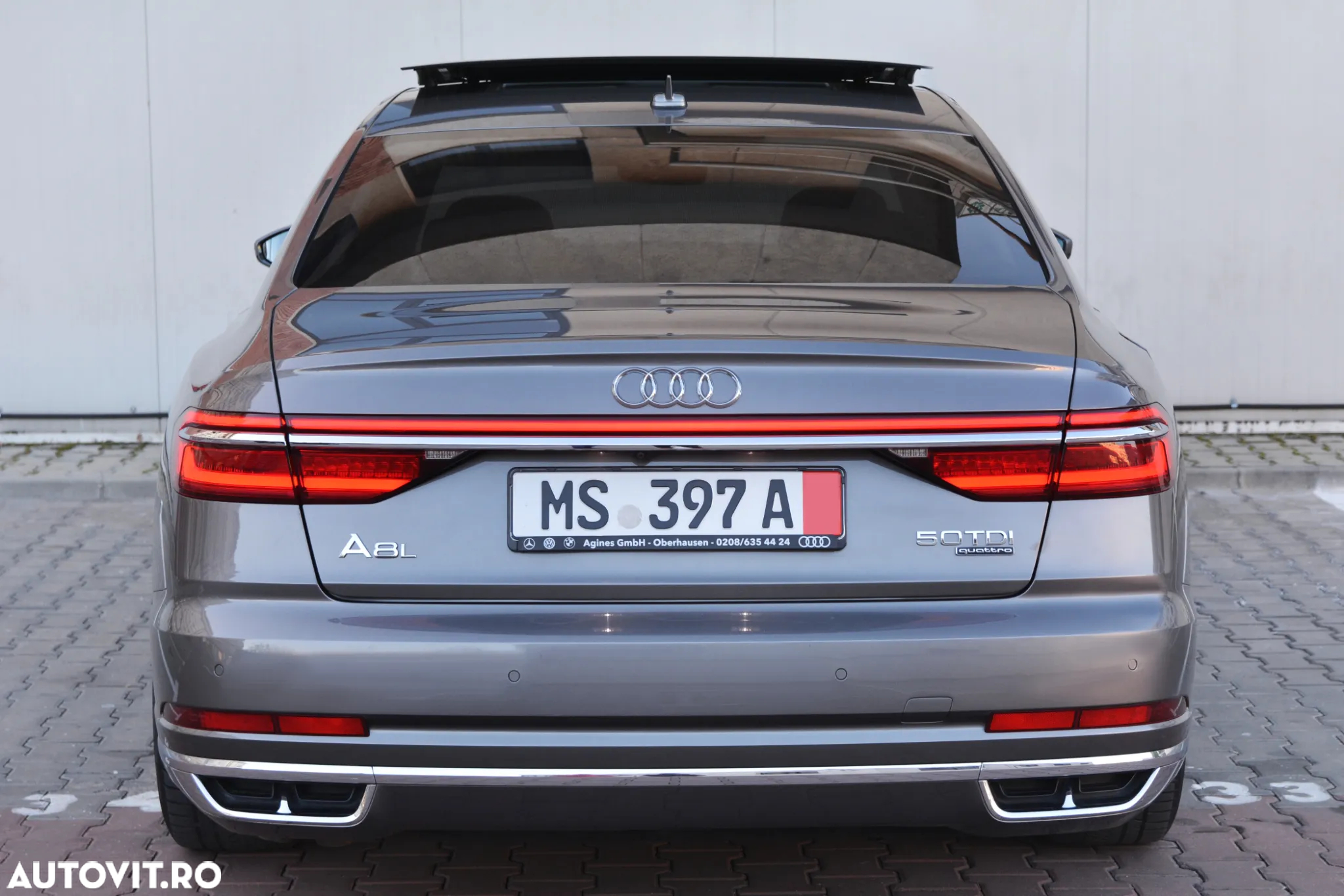 Audi A8 - 5