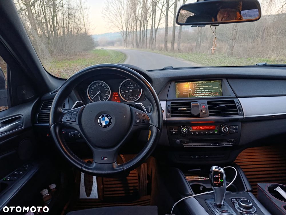 BMW X6M - 6