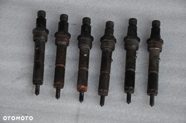 WTRYSKI POMPOWTRYSKI MASSEY FERGUSON 7480 6480 6485 NR 2645F027 / 0432133789