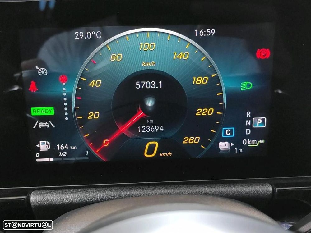 Mercedes-Benz GLA 250 - 6