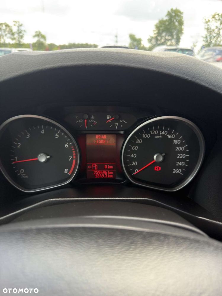 Ford Mondeo - 35