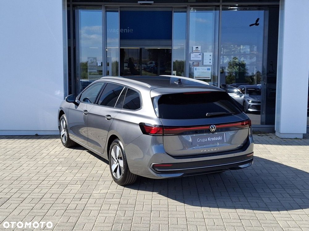 Volkswagen Passat - 10