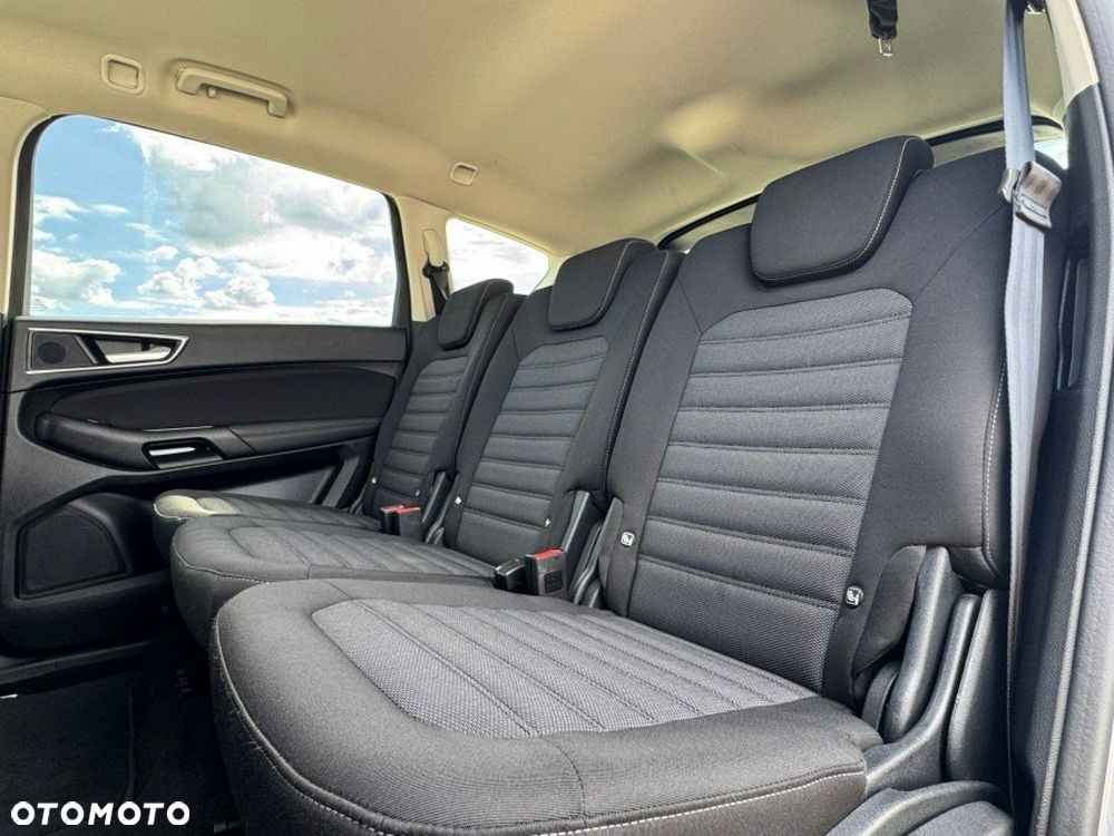 Ford S-Max - 18