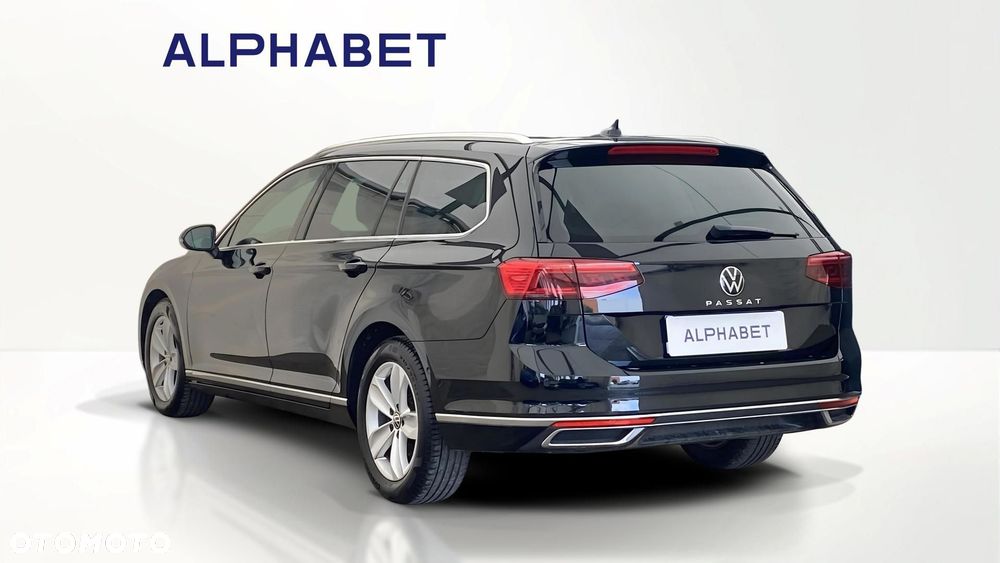 Volkswagen Passat - 3