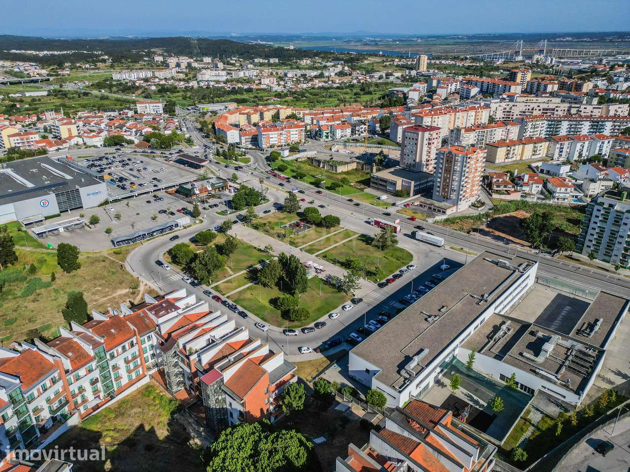 Apartamento T3 com Garagem Dupla na Quinta da Borloteira, Figueira da - Grande imagem: 3/35