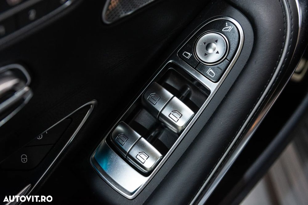 Mercedes-Benz S 560 Coupe 4Matic 9G-TRONIC - 29