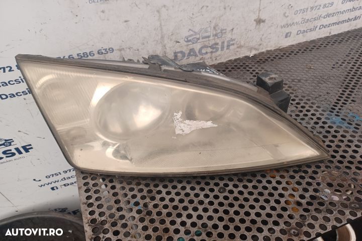 Far dreapta Ford Mondeo MK3 [2000 - 2003] Sedan 1.8 MT (125 hp) - 8