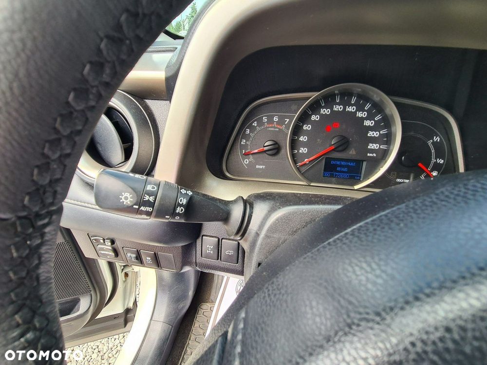 Toyota RAV4 2.0 D-4D 4x4 Comfort - 16