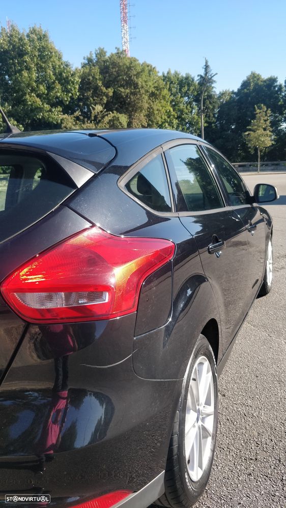 Ford Focus 1.5 TDCi ST-Line - 8