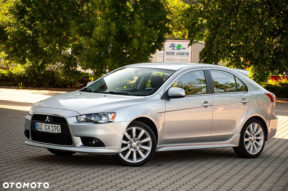 Mitsubishi Lancer 1.8 Intense - 10
